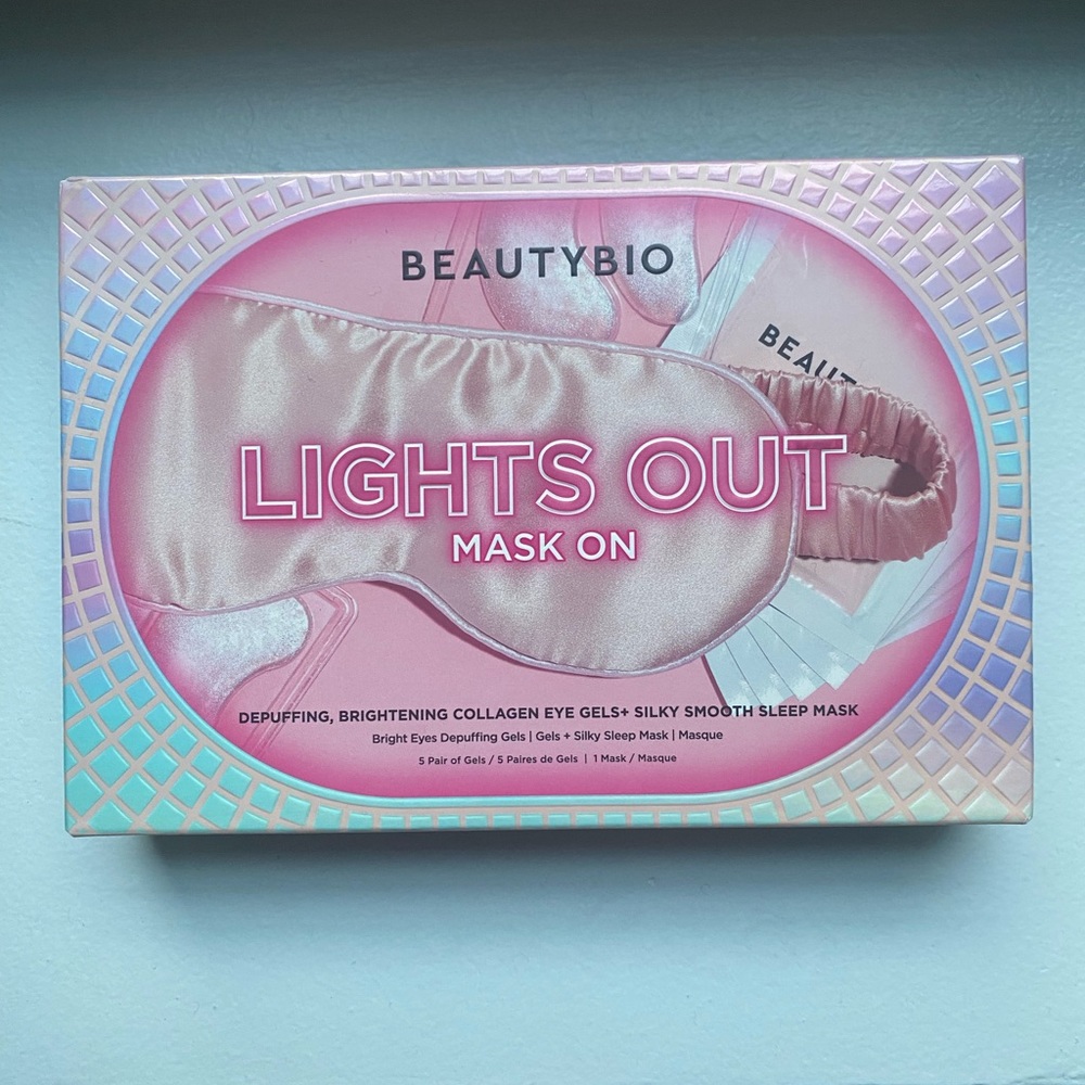 🚀NWT🚀 BEAUTYBIO LIGHTS OUT. MASK ON